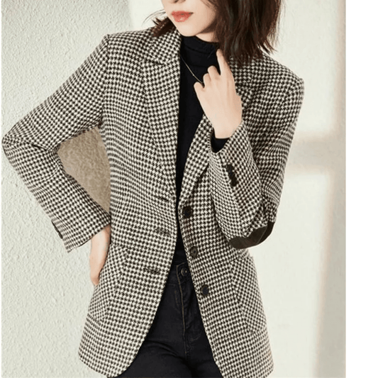 Blazer Feminino Quadriculado e Patch