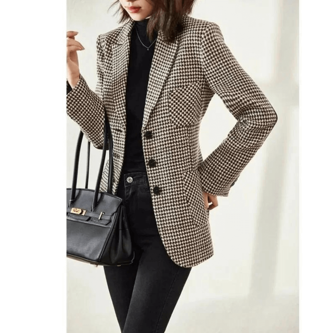 Blazer Feminino Quadriculado e Patch