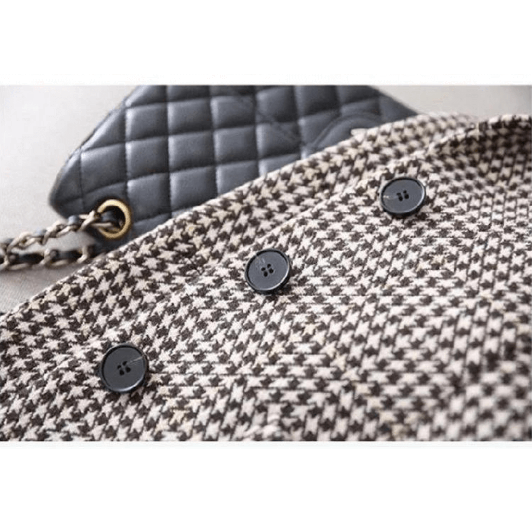 Blazer Feminino Quadriculado e Patch